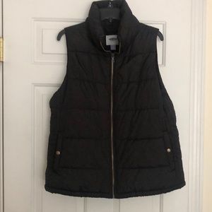 Old navy puffer vest